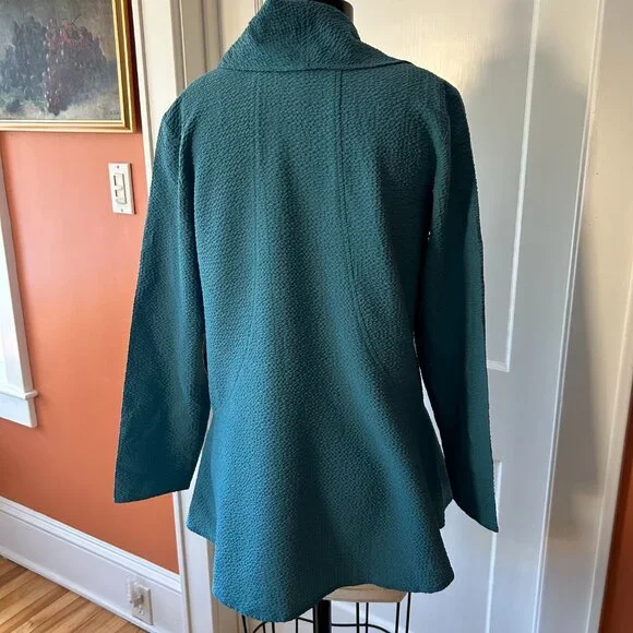 Habitat Tunic - Picture 2 of 6